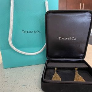 Elsa Peretti Tiffany and Co 18k Gold Earrings